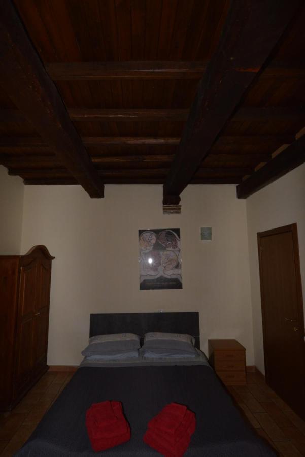 Via Della Posterna Daire Spoleto Dış mekan fotoğraf
